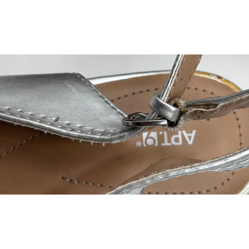 Apt. 9 Womens Silver Metallic Peep Toe Cork Wedge Slingback Sandals Size 9